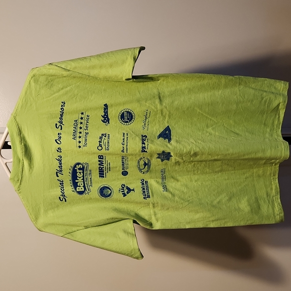 5k run with cops cartoon art green m tshirt - Picture 2 of 2